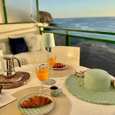 アパート New The Terrace By The Sea -infinity Views & Aircond- Comodoro, Cristianos, Tenerife