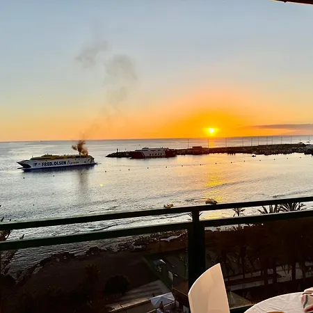 New The Terrace By The Sea -infinity Views & Aircond- Comodoro, Cristianos, Tenerife アパート ロスクリスティアーノス
