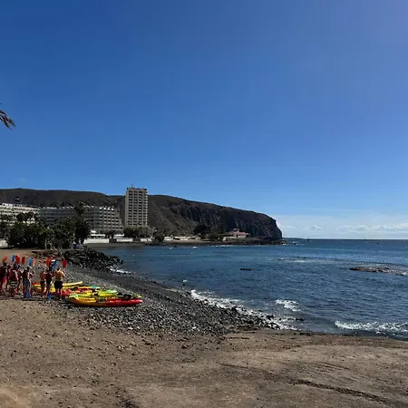 New The Terrace By The Sea -infinity Views & Aircond- Comodoro, Cristianos, Tenerife アパート