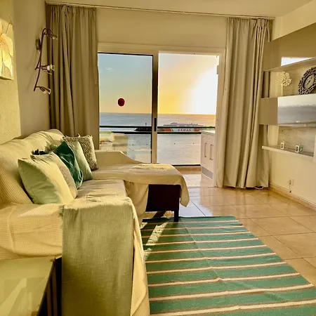 Daire New The Terrace By The Sea -infinity Views & Aircond- Comodoro, Cristianos, Tenerife Los Cristianos (Tenerife)