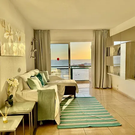New The Terrace By The Sea -infinity Views & Aircond- Comodoro, Cristianos, Tenerife *